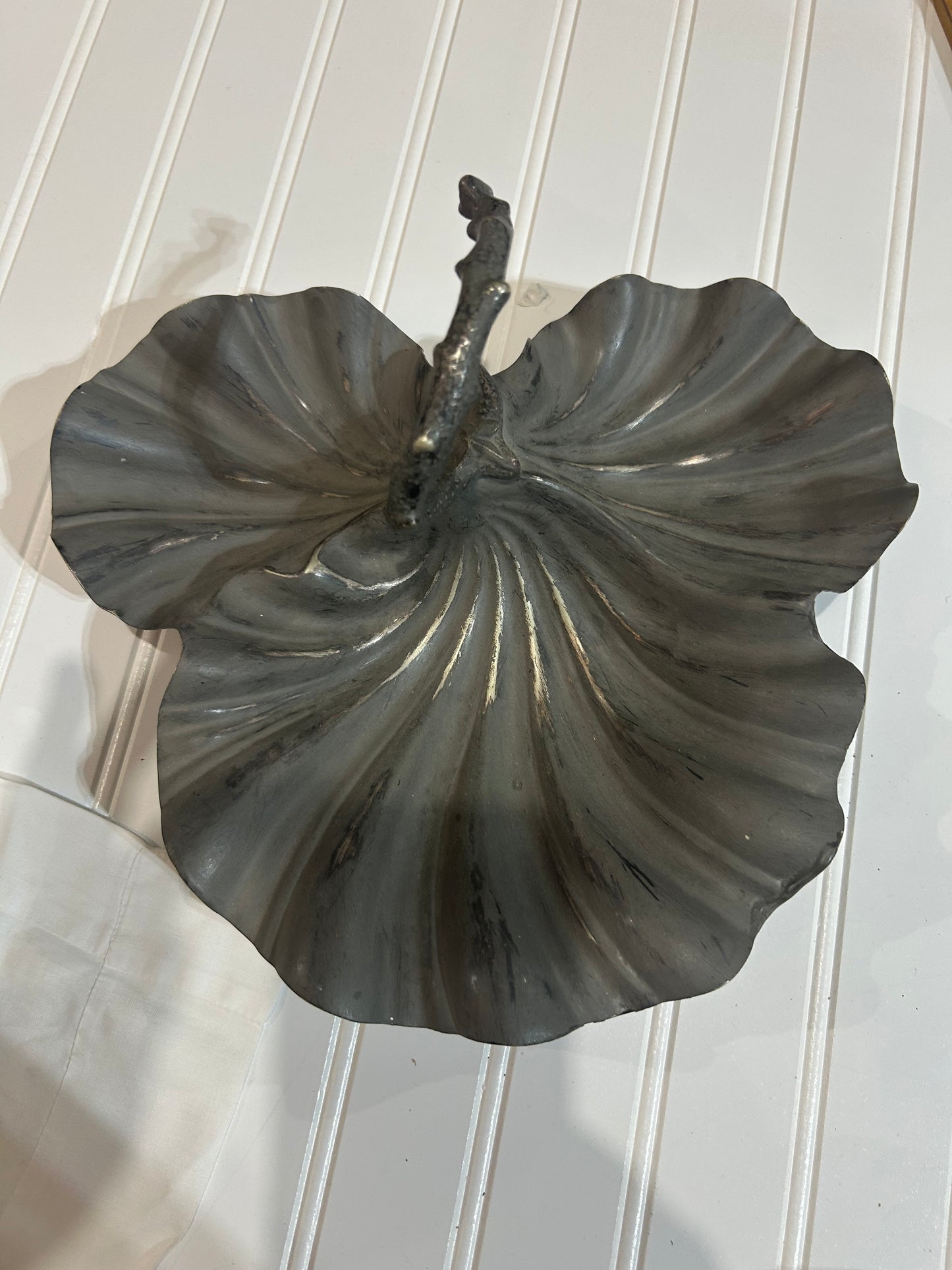 Scalloped Metal Tray